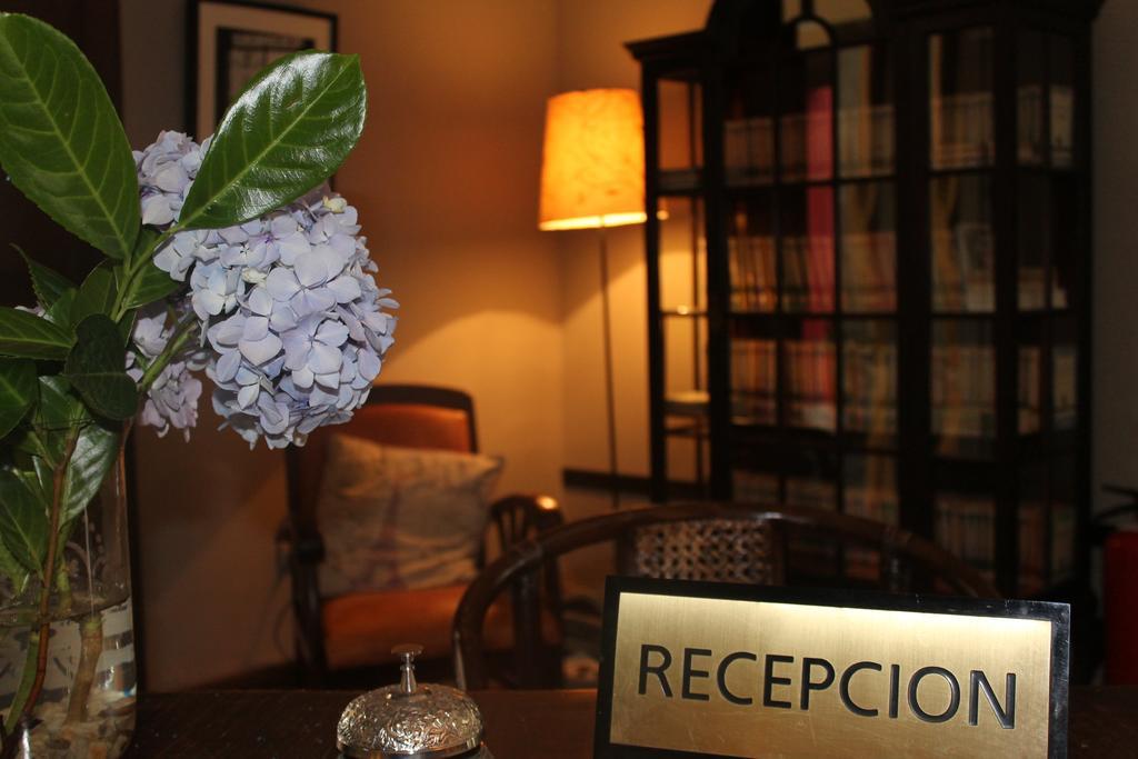 סאלאס Hotel Palacio Conde Toreno מראה חיצוני תמונה